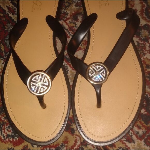 Rouge Helium Shoes - Rouge helium black and tan sandles size 10